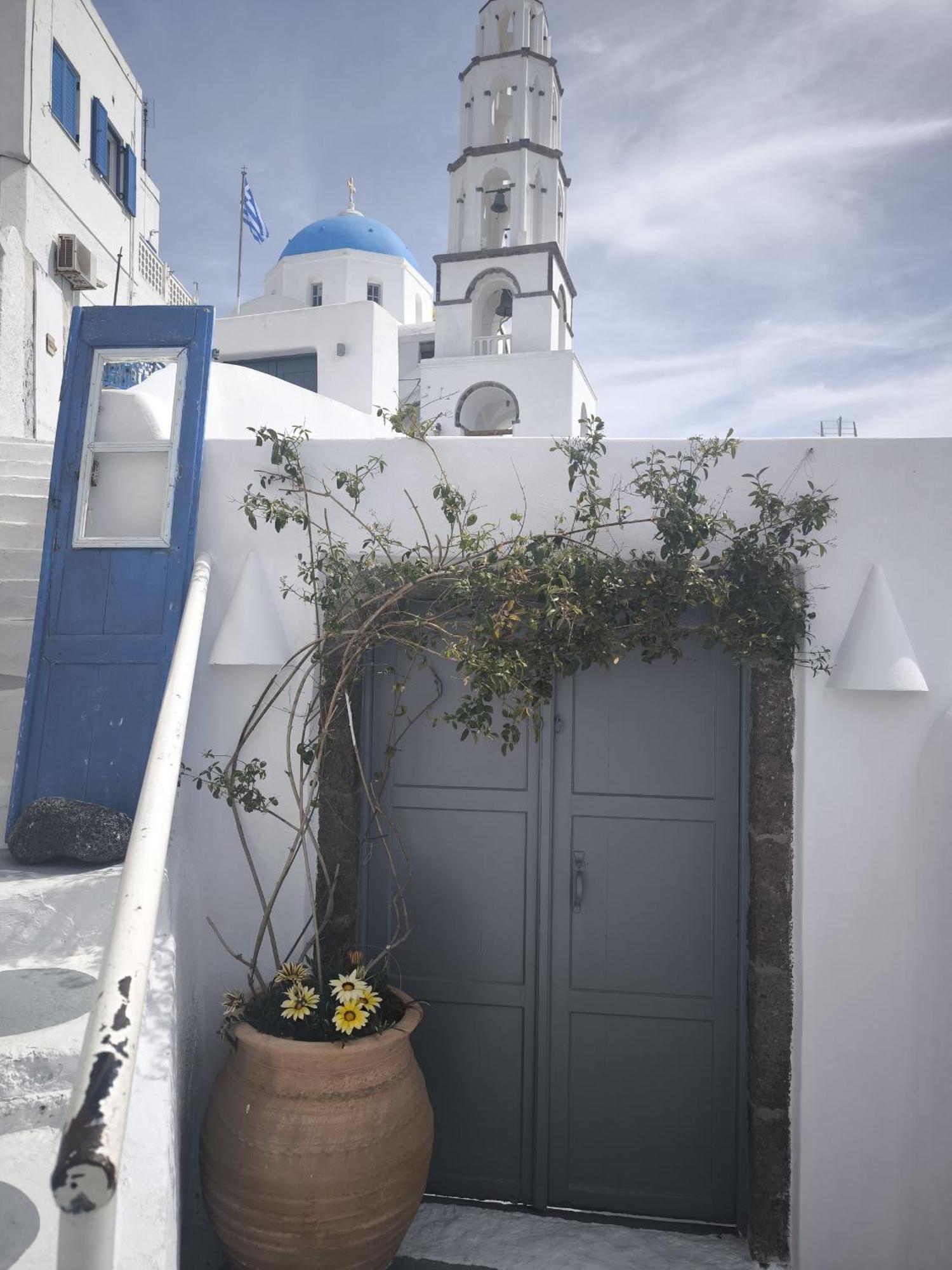 Imarkellis Santorini Pyrgos Kallistis